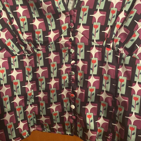 NWT size 10 Glamorous gorgeous retro looking Blouse - Picture 3 of 11